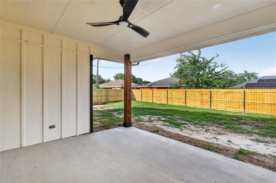 Exterior details and patio area of a home in , Gun Barrel City (Image 3).