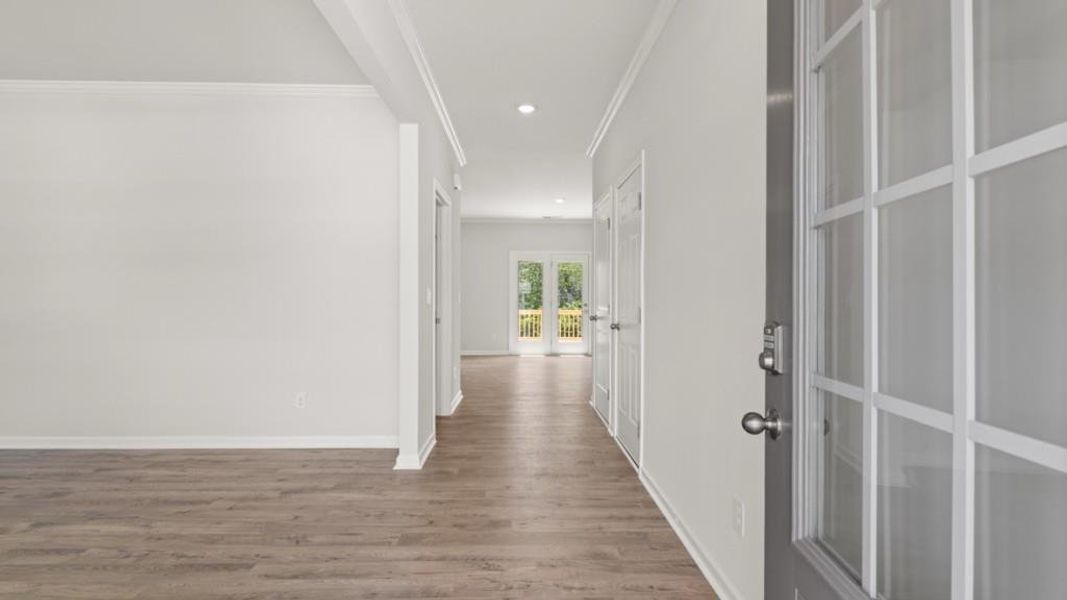 Spacious, unfurnished interior of a new home in Thompson Ridge, Dallas (Image 21). Spacious, unfurnished interior of a new home in Thompson Ridge, Dallas (Image 21).