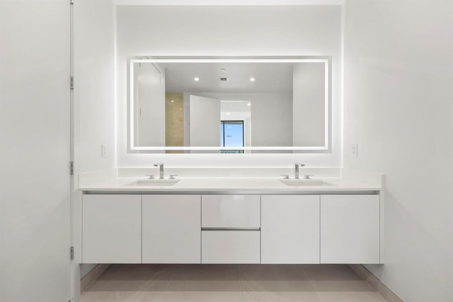 220 Lake Shore Drive - 19.jpg-FULL 220 Lake Shore Drive - 19.jpg-FULL