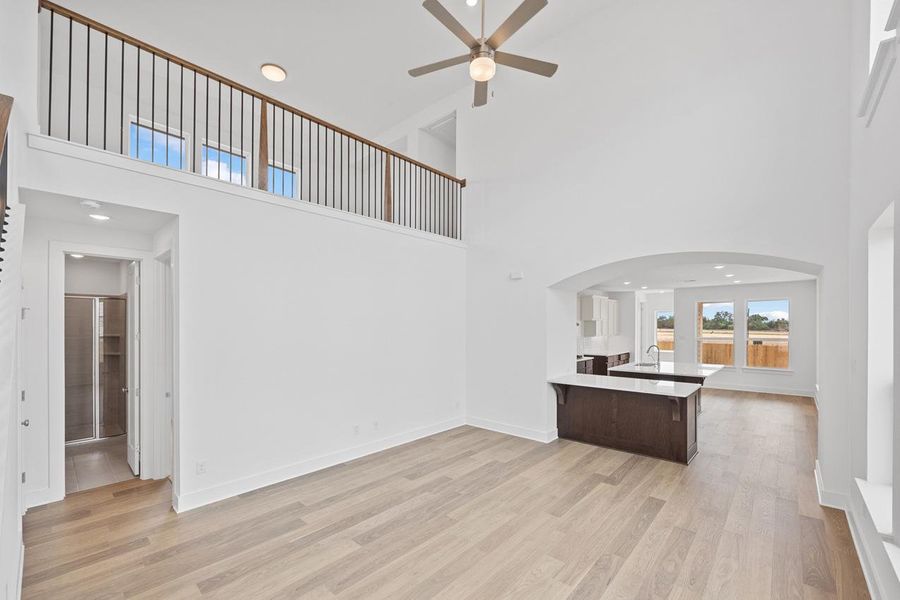 Spacious, unfurnished interior of a new home in Santa Rita Ranch, Liberty Hill (Image 12).