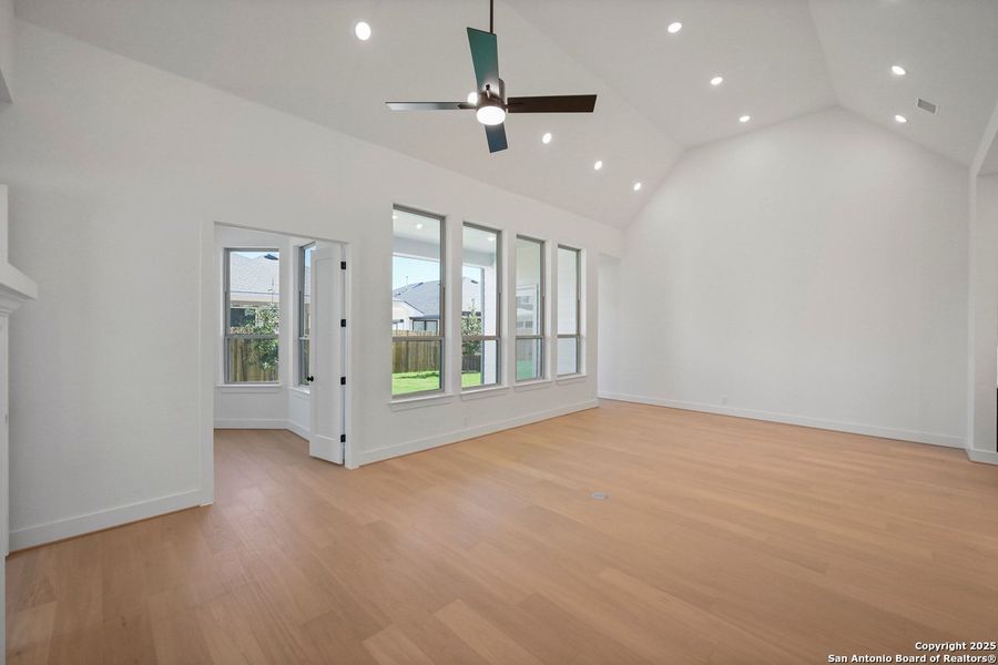 Spacious, unfurnished interior of a new home in Davis Ranch: 60ft. lots, San Antonio (Image 12).