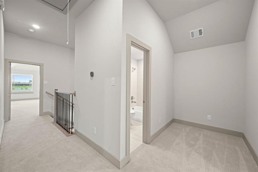 Spacious, unfurnished interior of a new home in , Farmers Branch (Image 28).
