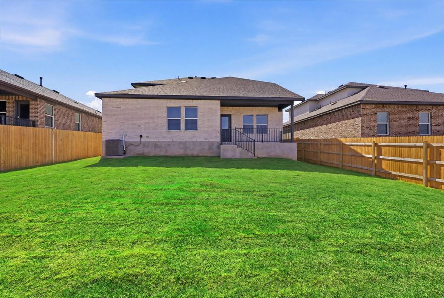 Exterior details and patio area of a home in Rosenbusch Ranch, Leander (Image 3).