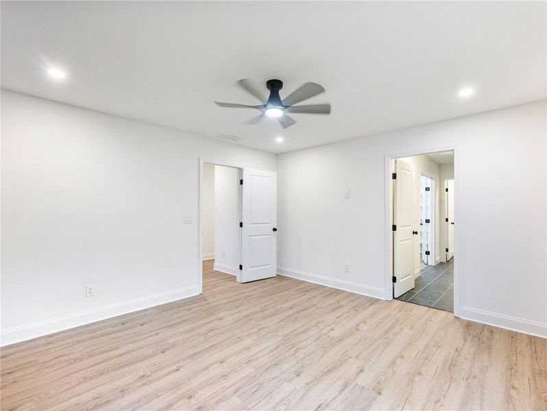 Spacious, unfurnished interior of a new home in , Conyers (Image 34).