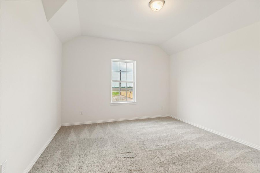 Spacious, unfurnished interior of a new home in Creekhaven, Iowa Colony (Image 22). Spacious, unfurnished interior of a new home in Creekhaven, Iowa Colony (Image 22).