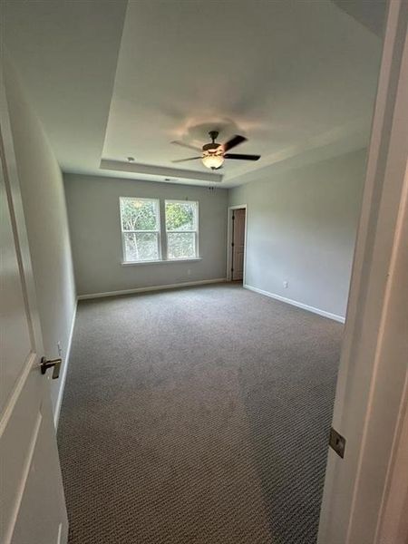 Spacious, unfurnished interior of a new home in Bennett Park, Grayson (Image 7).