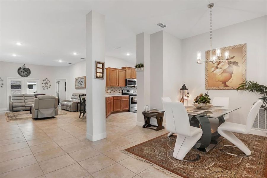 Furnished interior view inside a new home in Citrus Landing, Davenport (Image 15).