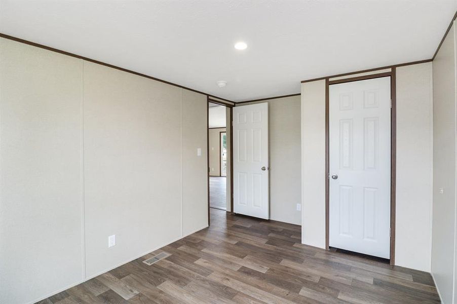 Spacious, unfurnished interior of a new home in , Coleman (Image 19).