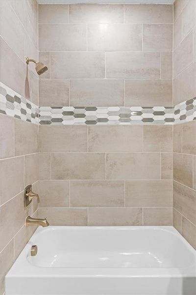 Furnished interior view inside a new home in , Ocala (Image 5).