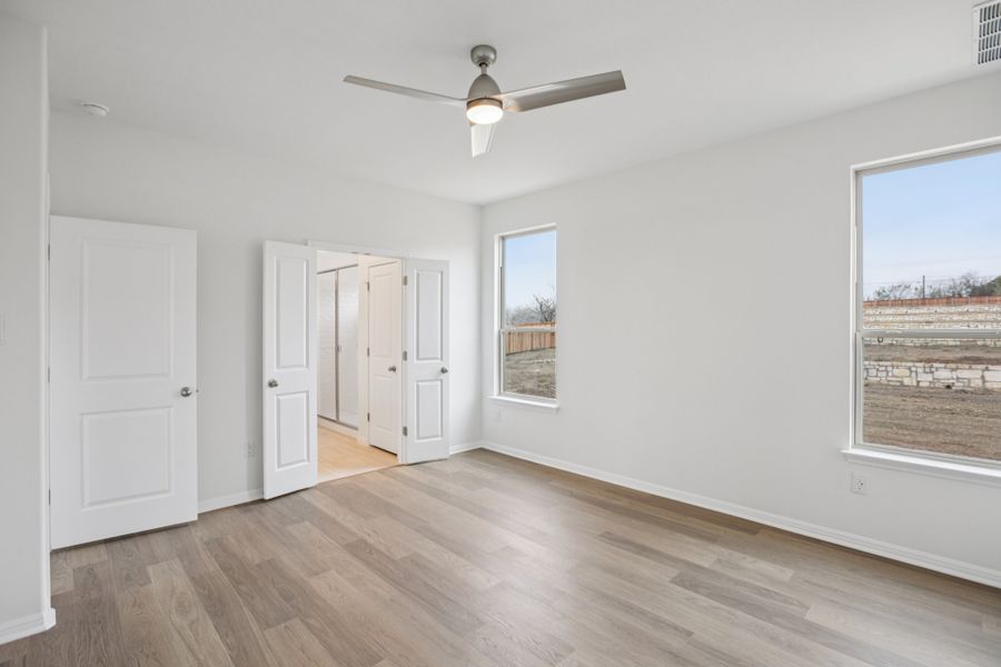 Spacious, unfurnished interior of a new home in Crosswinds, Kyle (Image 13). Spacious, unfurnished interior of a new home in Crosswinds, Kyle (Image 13).