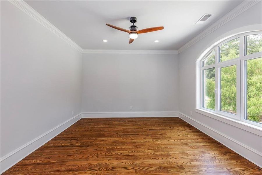 Spacious, unfurnished interior of a new home in , Roswell (Image 72).
