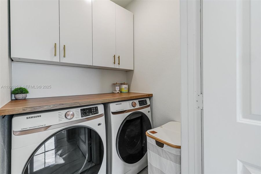 Image 27 of a home in .