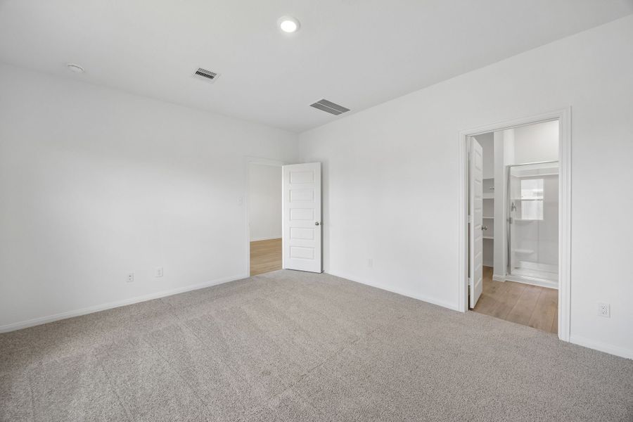 Spacious, unfurnished interior of a new home in Magnolia Springs, Montgomery (Image 20). Spacious, unfurnished interior of a new home in Magnolia Springs, Montgomery (Image 20).