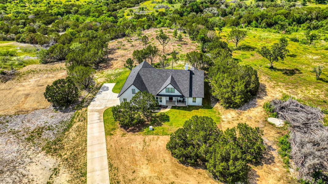 Image 63 representing the Lakeshore by Zeal Home Builders in Patti Lynn Hills, Paradise, TX.