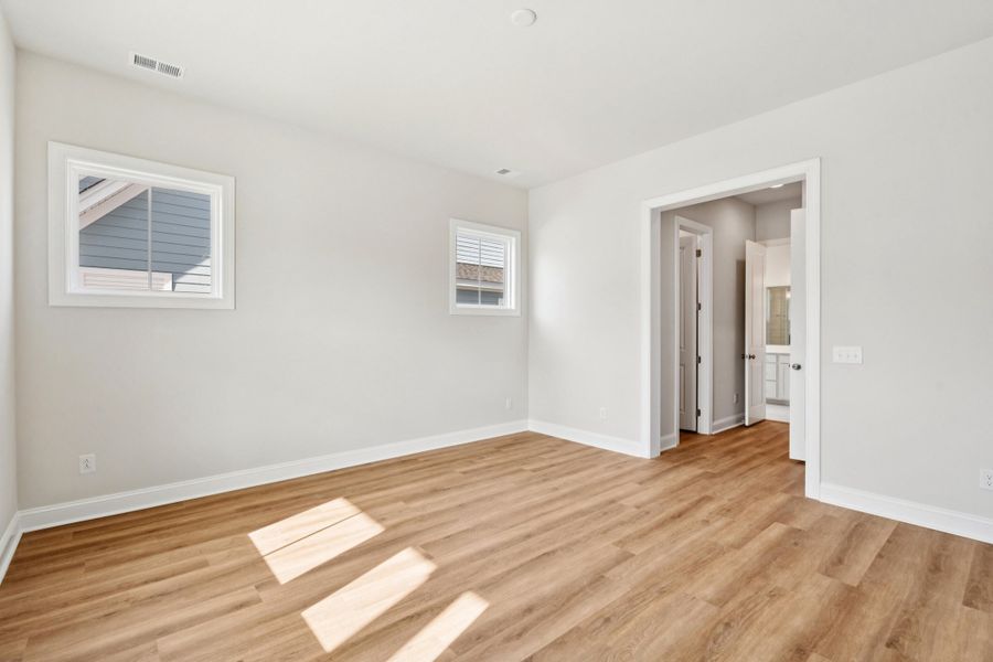 Spacious, unfurnished interior of a new home in Nexton, Summerville (Image 27).