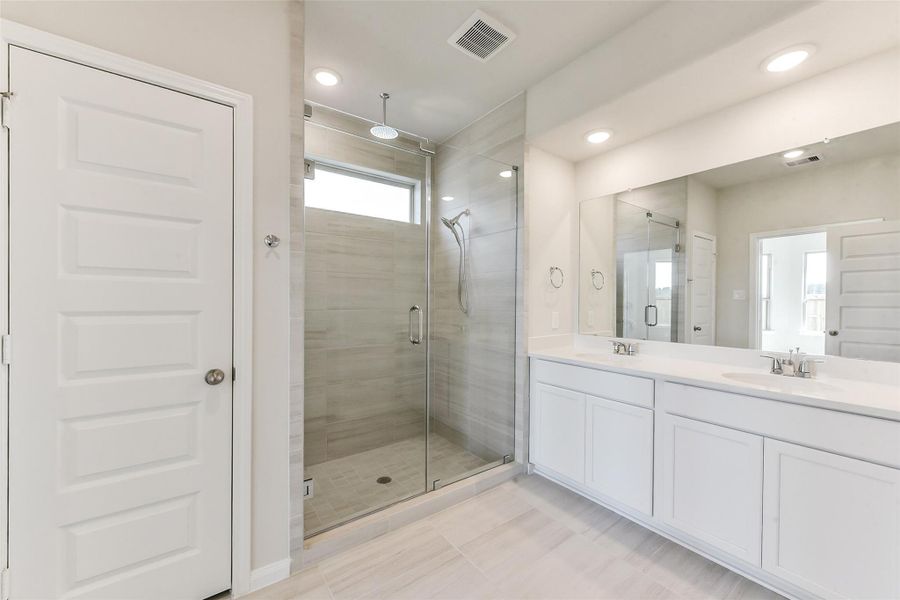 Furnished interior view inside a new home in Colony at Pinehurst, Pinehurst (Image 13).