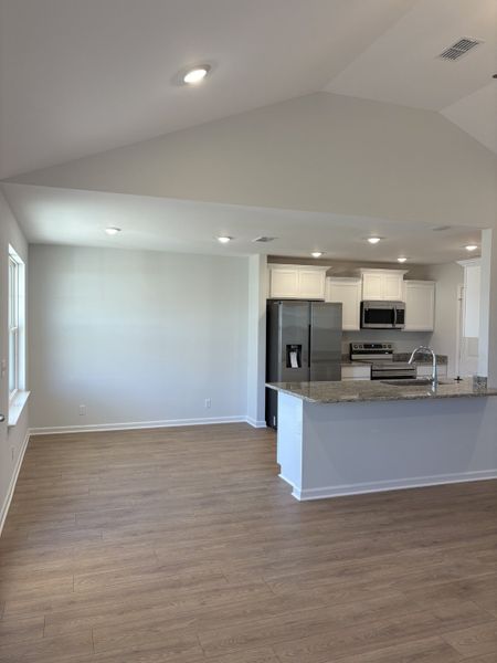 Spacious, unfurnished interior of a new home in Woodruff Cove, Murfreesboro (Image 5). Spacious, unfurnished interior of a new home in Woodruff Cove, Murfreesboro (Image 5).