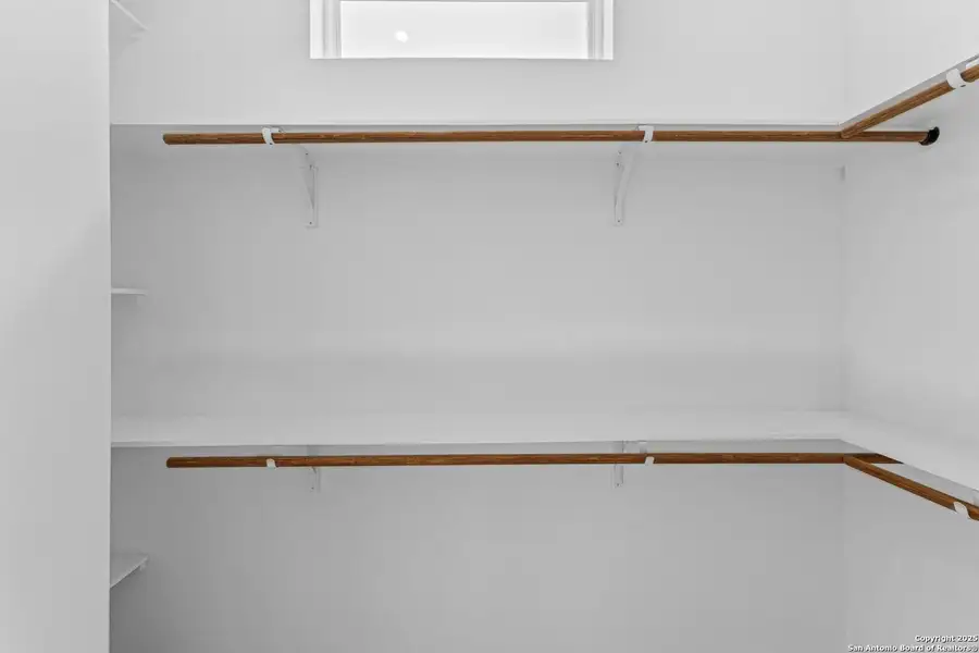 Spacious, unfurnished interior of a new home in , San Antonio (Image 11).