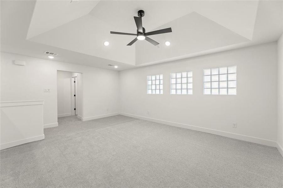 45. 4770 Zelder - Game