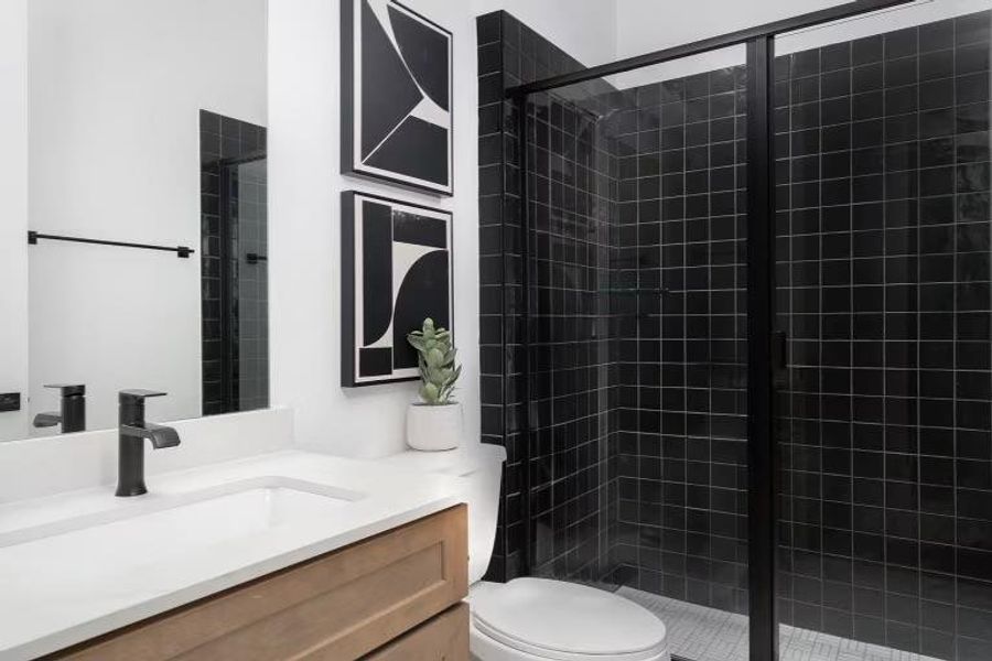 Photo of Pulte model home with same floor plan, not of actual home listed. Photo of Pulte model home with same floor plan, not of actual home listed.