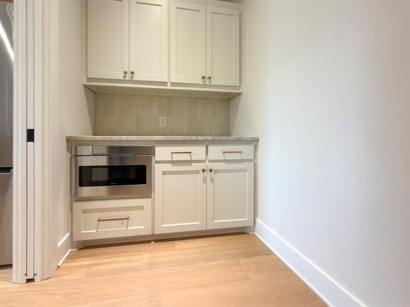 Furnished interior view inside a new home in , Roanoke (Image 11).