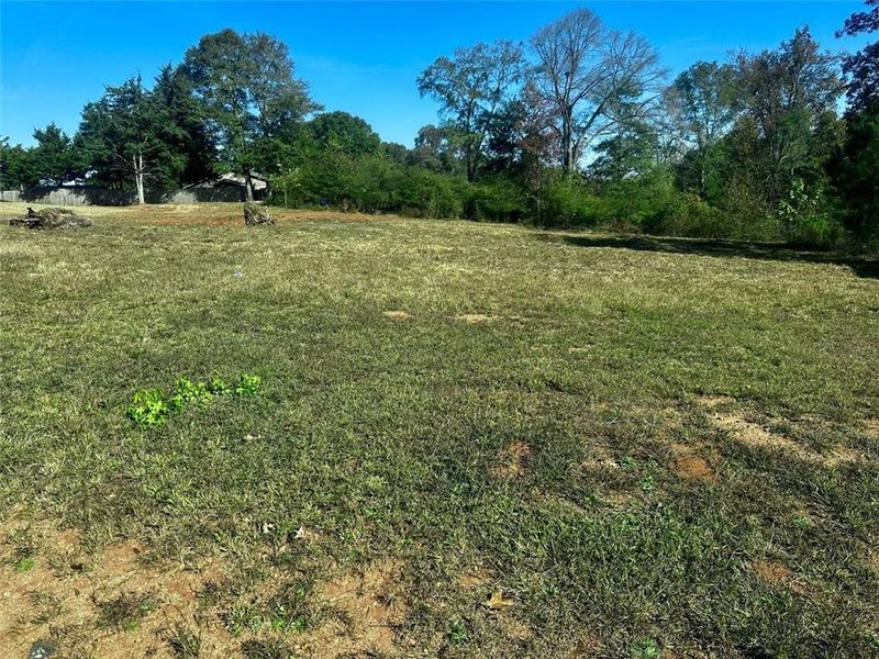 Exterior details and patio area of a home in , Monroe (Image 18).