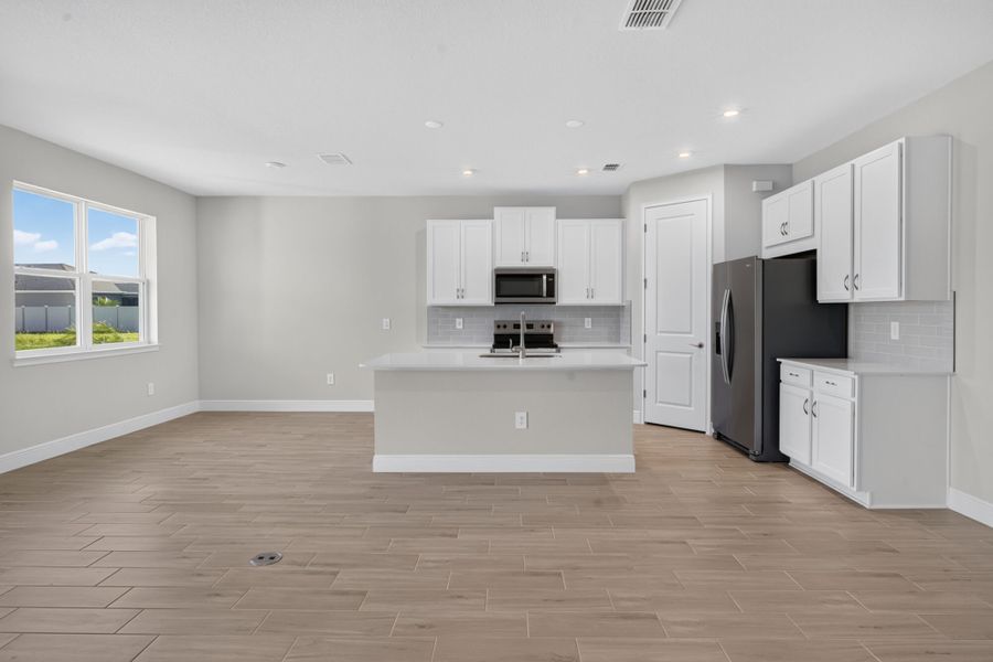 Spacious, unfurnished interior of a new home in Windwater, Parrish (Image 7).
