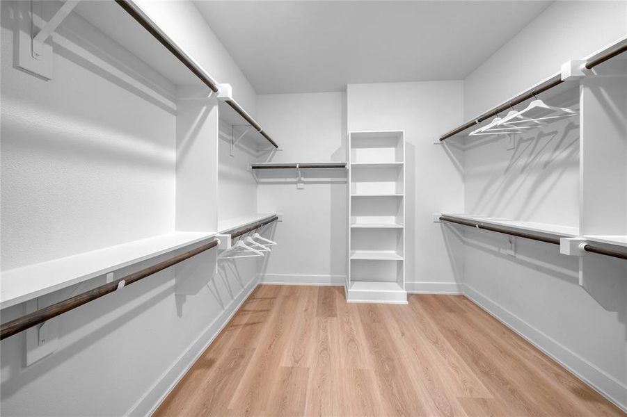 Furnished interior view inside a new home in , Farmers Branch (Image 26).