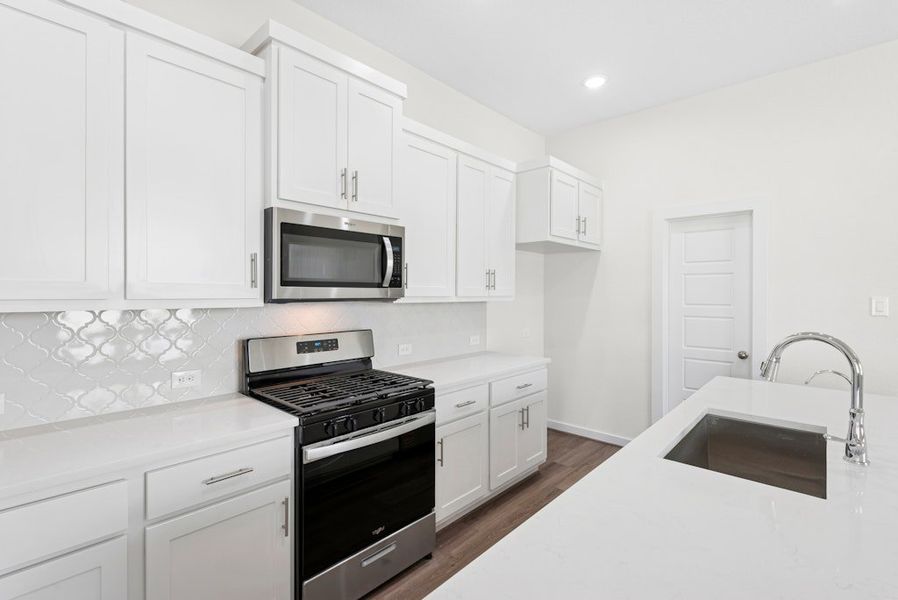 Furnished interior view inside a new home in Park Hill Commons, San Antonio (Image 8). Furnished interior view inside a new home in Park Hill Commons, San Antonio (Image 8).