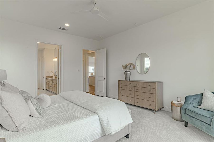 Furnished interior view inside a new home in , Aledo (Image 10).