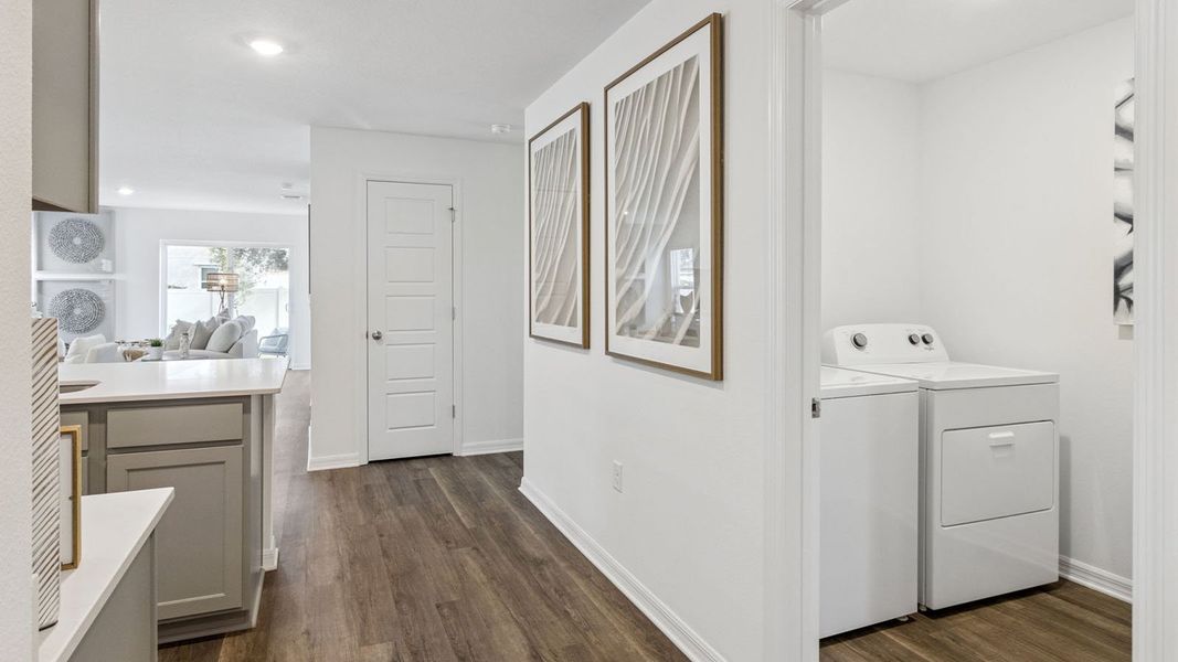 Representative furnished interior of a home built from the Dundee by D.R. Horton in Leoma's Landing, Lake Wales (Image 31).