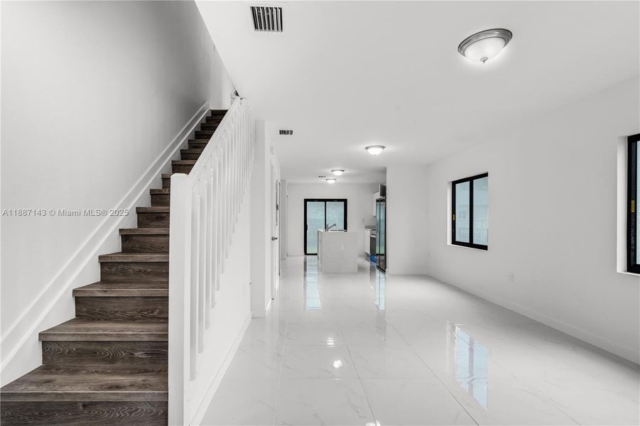 Image 2 of a home in .