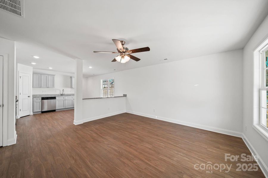 Spacious, unfurnished interior of a new home in , Salisbury (Image 22).