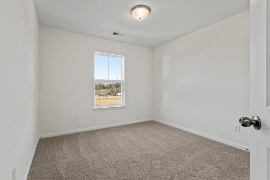 Spacious, unfurnished interior of a new home in Bellevue Townhomes, Greenville (Image 20). Spacious, unfurnished interior of a new home in Bellevue Townhomes, Greenville (Image 20).