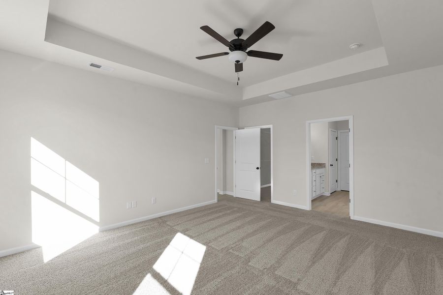 Spacious, unfurnished interior of a new home in Lynbrook, Boiling Springs (Image 27). Spacious, unfurnished interior of a new home in Lynbrook, Boiling Springs (Image 27).