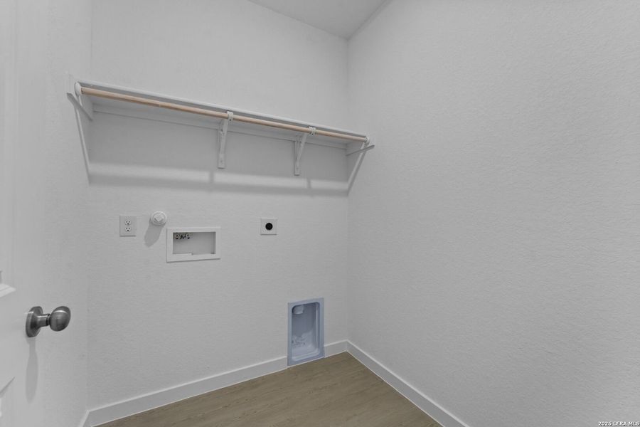 Spacious, unfurnished interior of a new home in Grace Valley, Marion (Image 17).