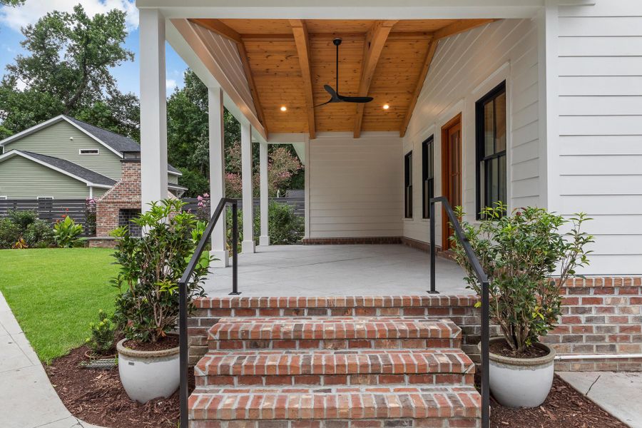 Furnished interior view inside a new home in , Charleston (Image 17).