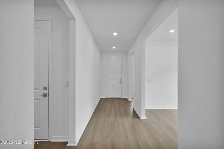 Spacious, unfurnished interior of a new home in Summer Bay at Grand Oaks, St. Augustine (Image 17).