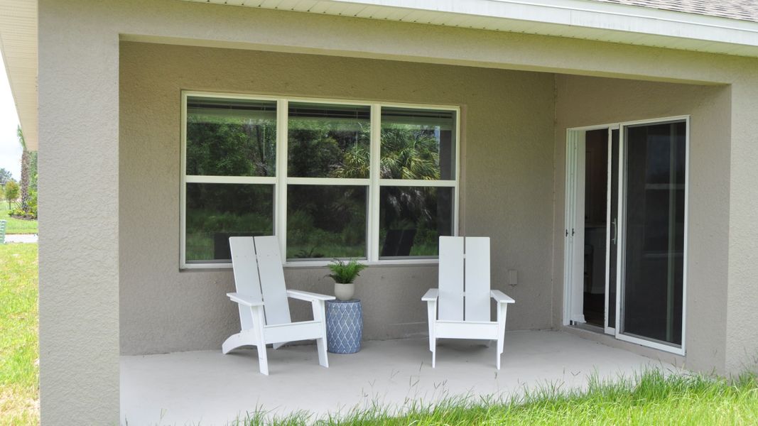 Exterior details and patio area of a home in Oakfield Lakes, Parrish (Image 2). Exterior details and patio area of a home in Oakfield Lakes, Parrish (Image 2).