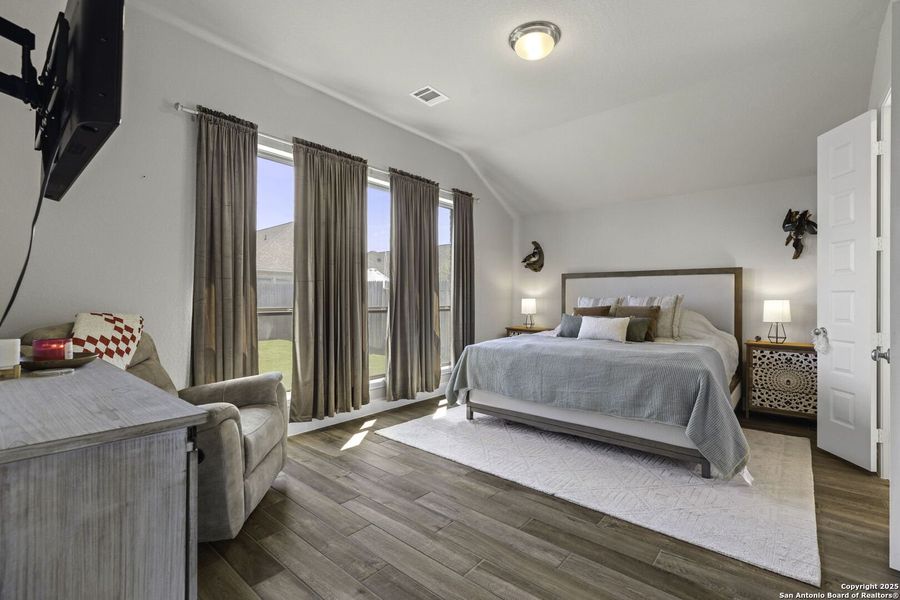 Furnished interior view inside a new home in The Village of Mill Creek 50', Seguin (Image 30).