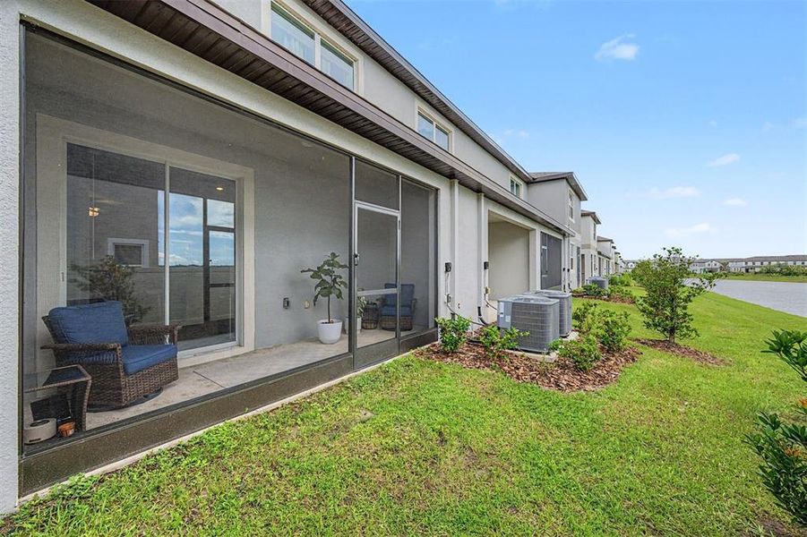 Exterior details and patio area of a home in , San Antonio (Image 33).