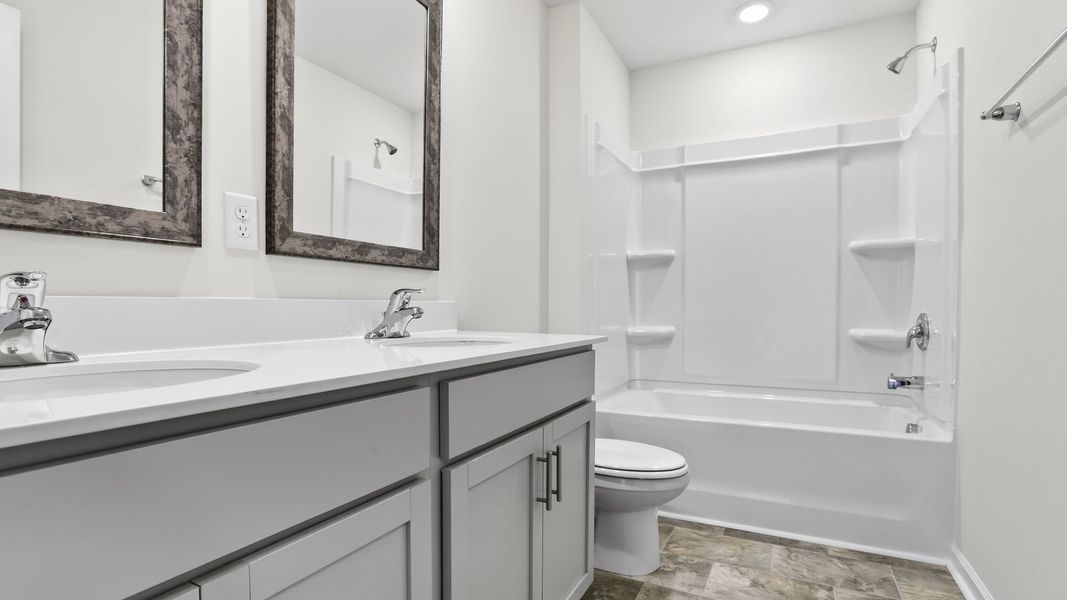 Furnished interior view inside a new home in Hunters Ridge, Woodruff (Image 11).