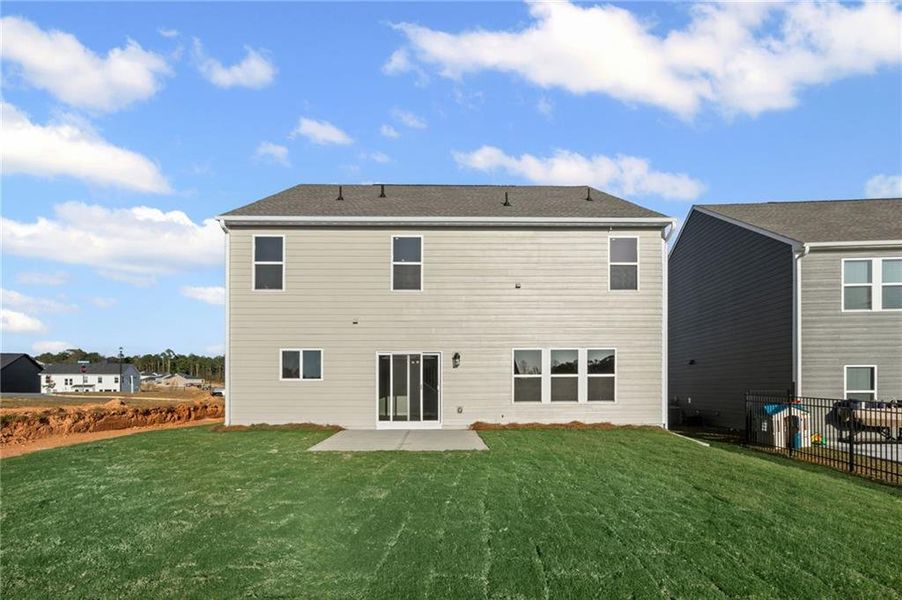 Exterior details and patio area of a home in Twin Lakes, Hoschton (Image 4). Exterior details and patio area of a home in Twin Lakes, Hoschton (Image 4).