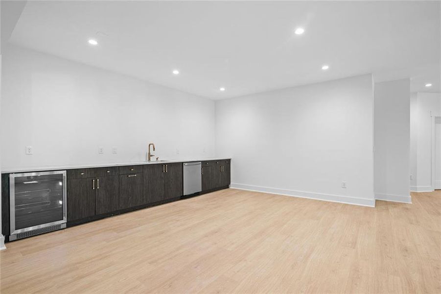Spacious, unfurnished interior of a new home in , Atlanta (Image 72). Spacious, unfurnished interior of a new home in , Atlanta (Image 72).