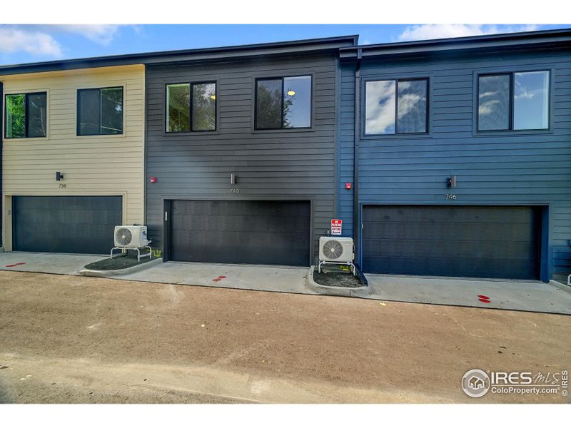 Exterior details and patio area of a home in , Erie (Image 21).
