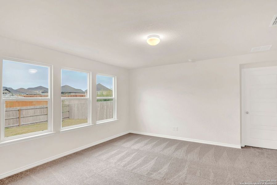 Spacious, unfurnished interior of a new home in , San Antonio (Image 16).