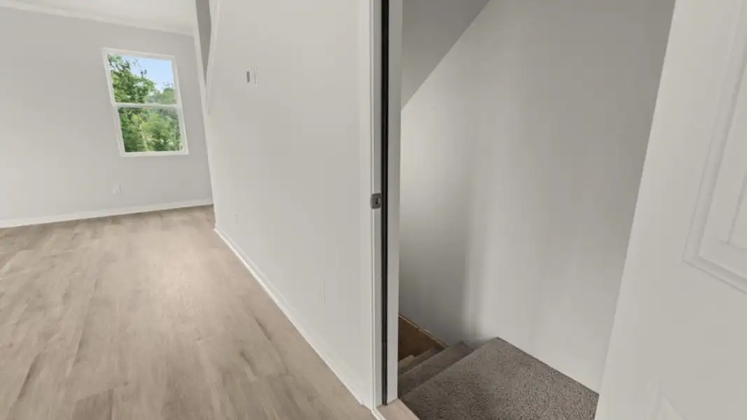 Spacious, unfurnished interior of a new home in Sheffield Highlands, Dallas (Image 17). Spacious, unfurnished interior of a new home in Sheffield Highlands, Dallas (Image 17).
