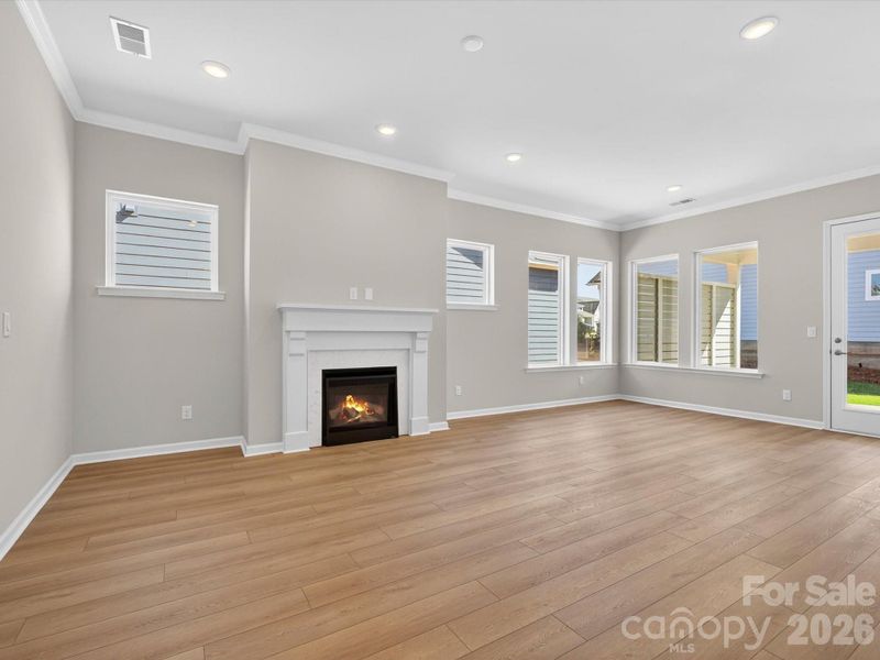Spacious, unfurnished interior of a new home in Encore at Streamside - Classic Series, Waxhaw (Image 15).