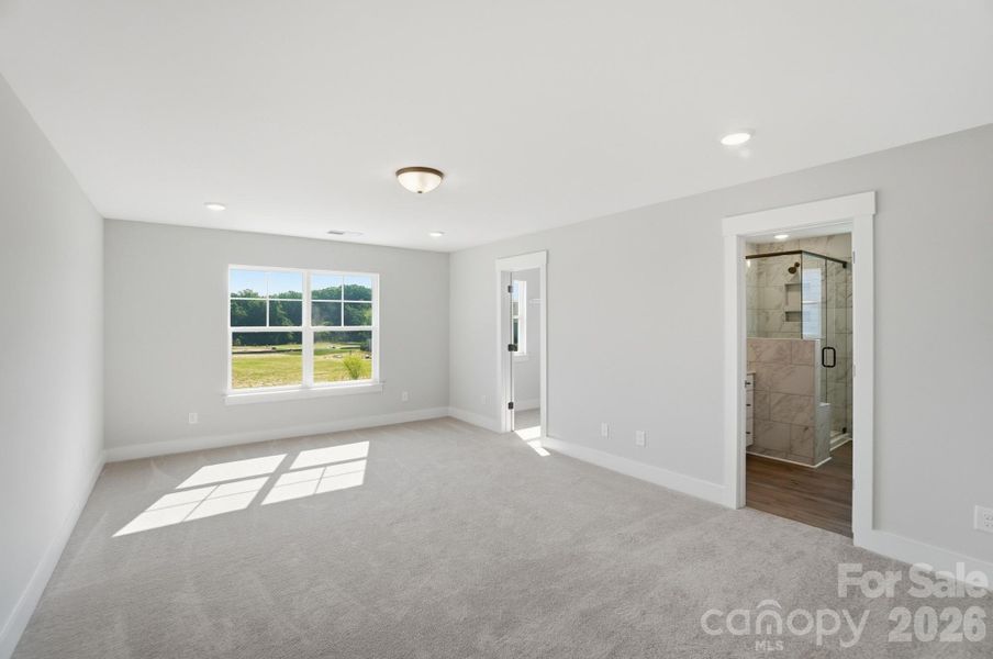 Spacious, unfurnished interior of a new home in Blythe Mill Townhomes, Waxhaw (Image 31). Spacious, unfurnished interior of a new home in Blythe Mill Townhomes, Waxhaw (Image 31).