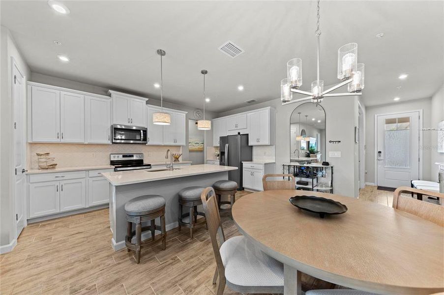 Furnished interior view inside a new home in , Venice (Image 7).